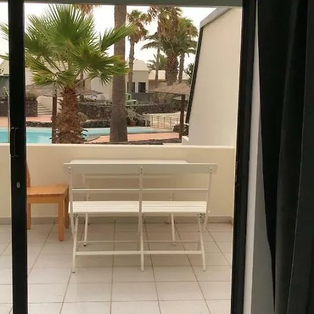 Διαμέρισμα Lanzarotemar,piscina,sol...paraiso. Costa Teguise