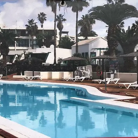 Διαμέρισμα Lanzarotemar,piscina,sol...paraiso. Costa Teguise