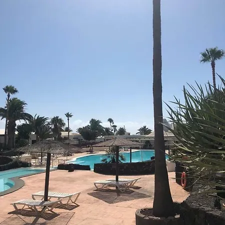 Lanzarotemar,piscina,sol...paraiso. Διαμέρισμα