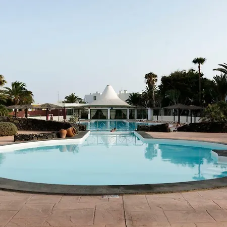Lanzarotemar,piscina,sol...paraiso. Διαμέρισμα